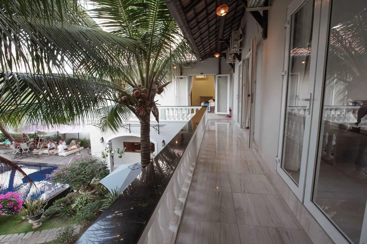 Hotel La Paloma Villa Nha Trang